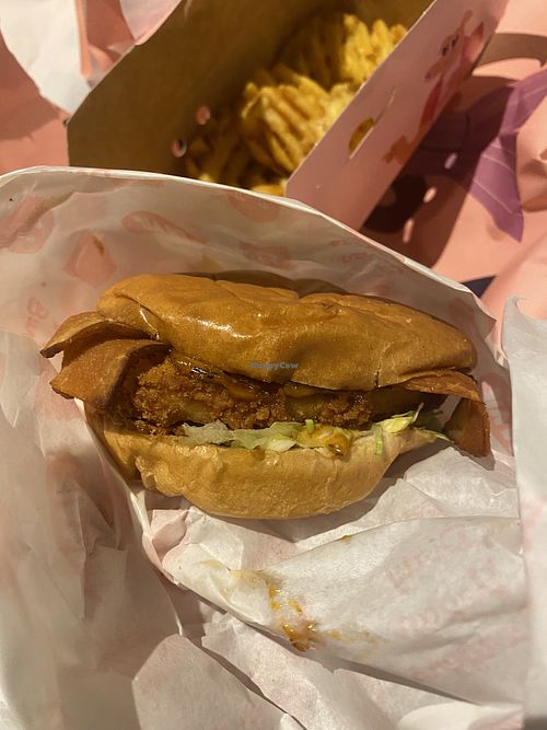   at La Vie Dirty Vegan Burgers - Cambronne in Paris