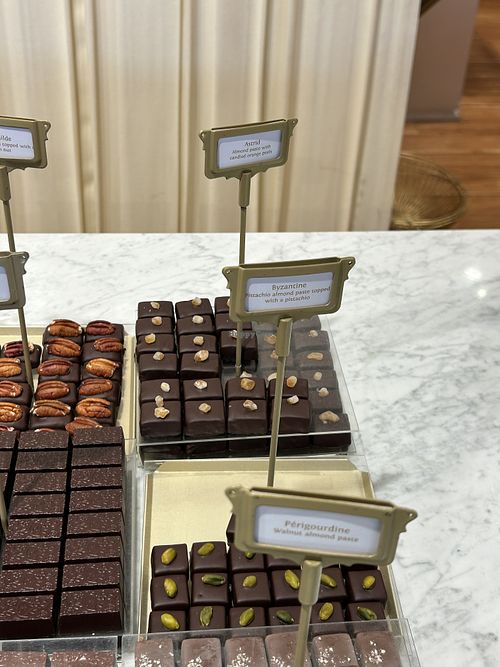 Astrid, Byzantine, Cornet 5,70€  at Chocolaterie Mary in Vlaanderen