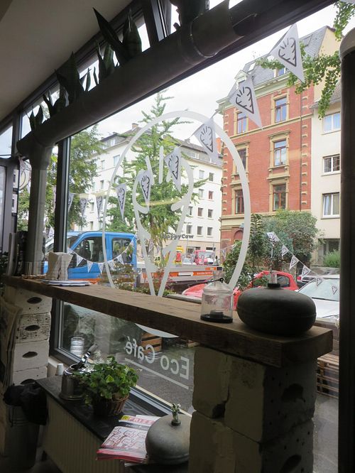 Take a closer look at the upcycled interior design - you´ll always spot new lovely details. at Moehren Milieu Eco Cafe in Mainz