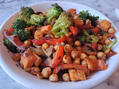 Veggie Grain Bowl with quinoa at Fresh Tracks in Lake Placid