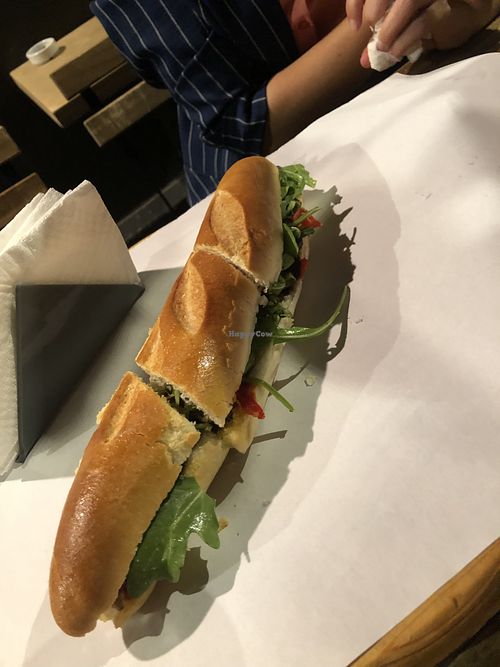 Baguette con rucola, sottoli (melanzane, peperoni e zucchine), capperi, olive e cumino   at Bi e B - Birre e Baguettes in Campania