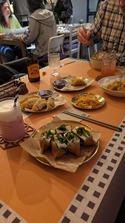  at Bon Dabang in England