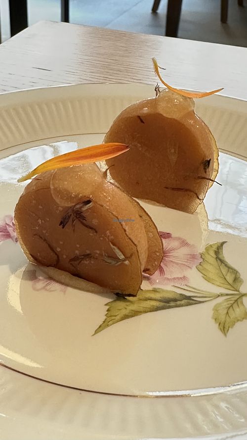 Petite dessert   at Trèfle in Lyon