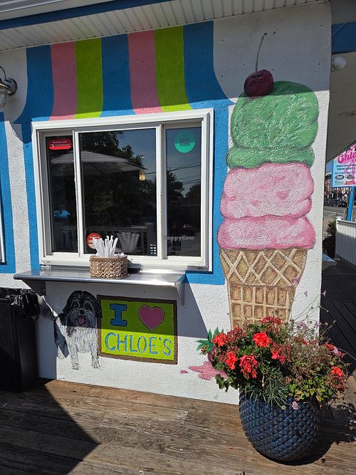 Outside at Chloe's Corner in Philadelphia