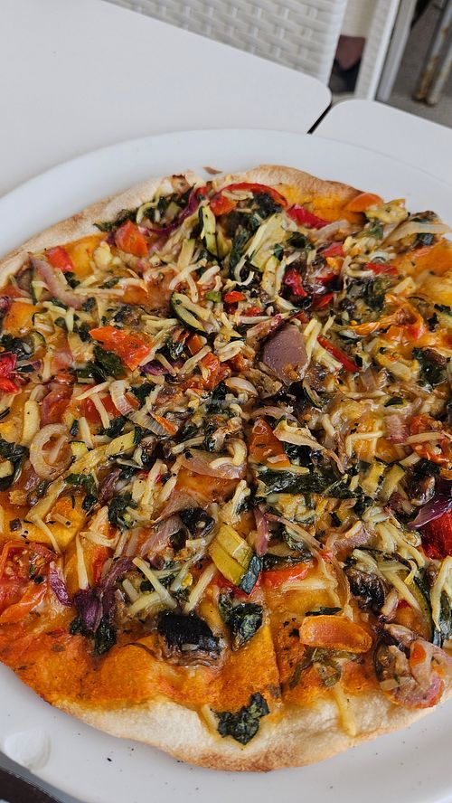 Pizze Vegetale at Polini Restaurant in Catalunya