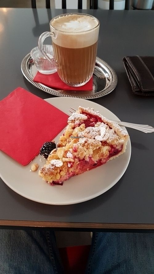 Cruble at L'Atelier des Tartes Cafe and Cantine in Frankfurt