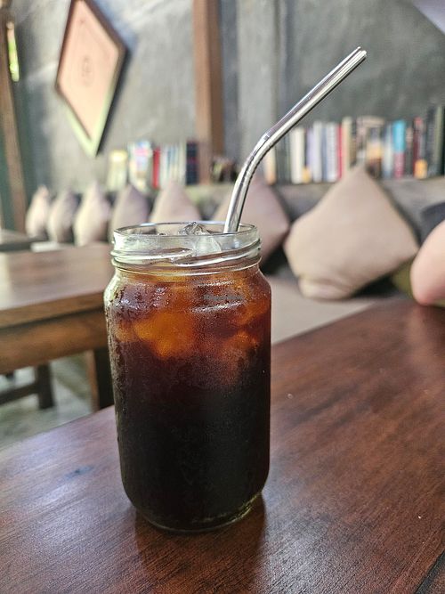 Iced americano at Jamu Cafe in Weligama