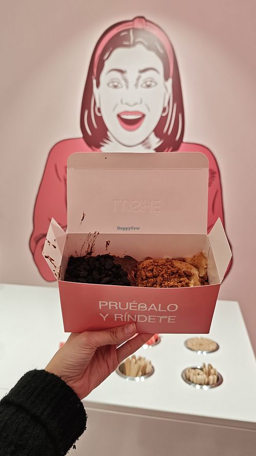  at Lushé | Cinnamon Rolls Barcelona in Cataluña