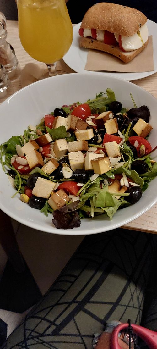  at Bistro Bašta 20 in Moravskoslezský Kraj