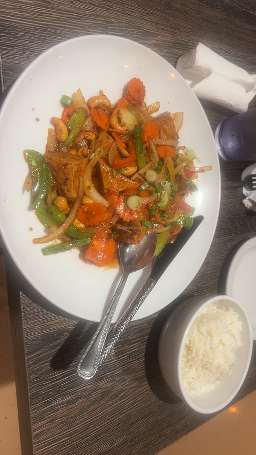 Spicy cashew w/ tofu, ask them to make it vegan.   at Taste of Thai - Ahwatukee in Phoenix