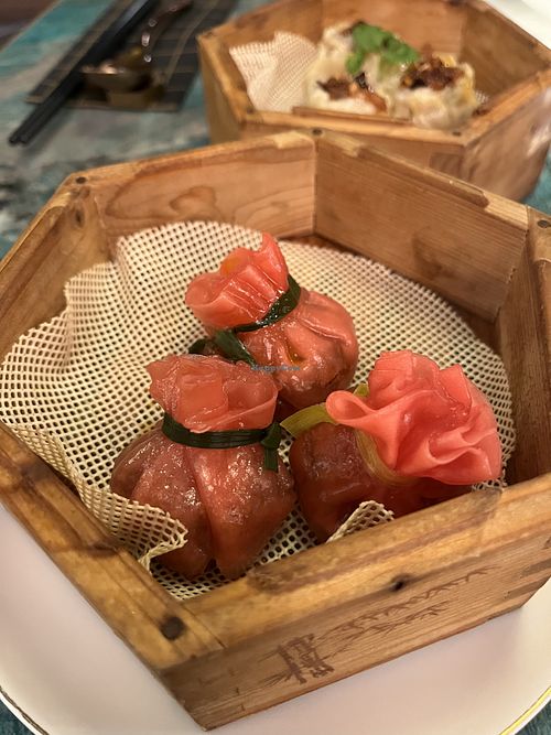 Lucky Bag Vegetarian Dim Sum 🌱   at Restaurant Qin in Antwerpen