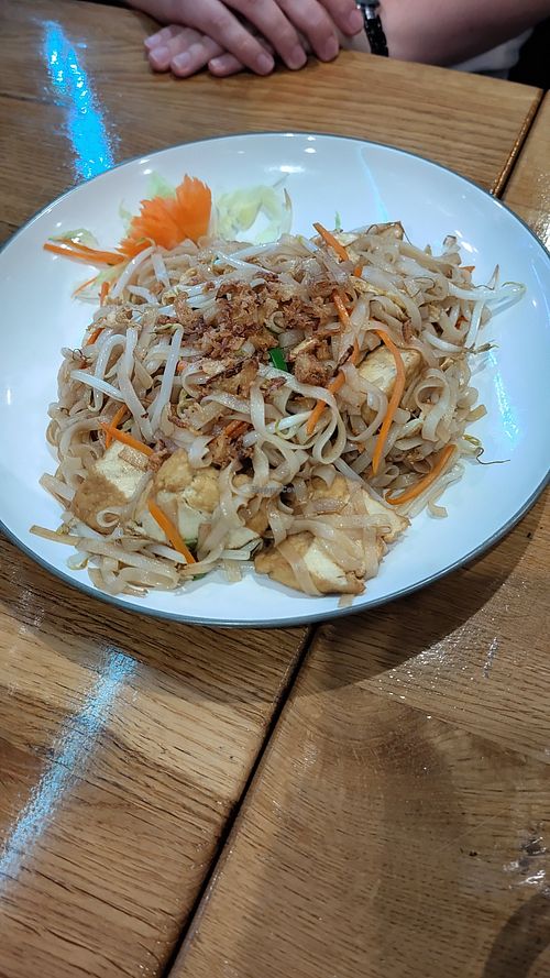 Noodles with tofu at HANA Japanisches Restaurant in Nordrhein-westfalen
