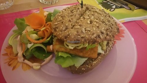 Burger  at Crepapelle in Florence