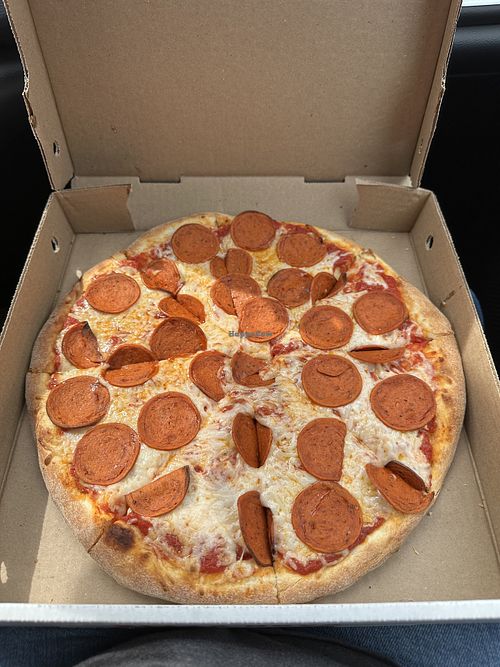 Vegan crust with tomato sauce, vegan daiya mozzarella and plant based pepperoni.   at Pizza Nova in Mississauga