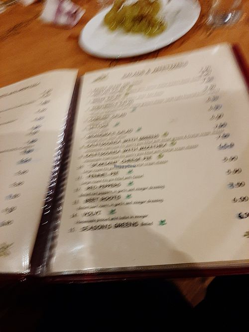 Gedeeltelijke menukaart. Ze hebben meer. at Samaria Restaurant in Crete