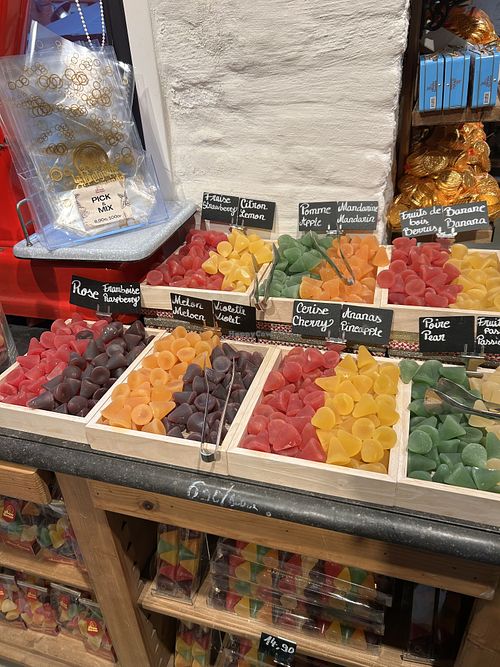 vegan cuberdons  at La Belgique Gourmande in Bruxelles