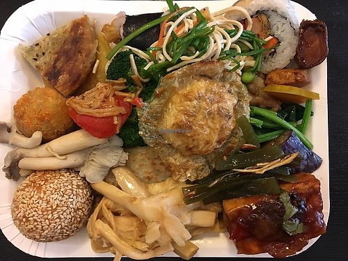 As many vegan items as I could cram onto one plate at Ba De Vegetarian in New Taipei City