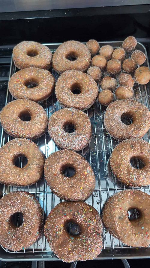 Donuts  at Dair to Be Free in Antioch