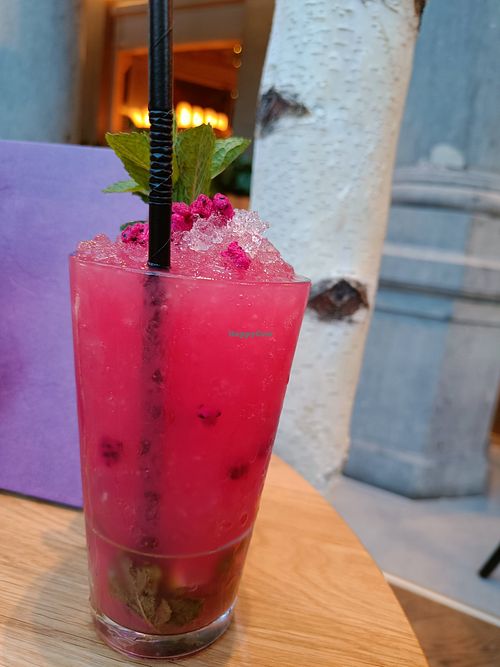 Dragon fruit mocktail at Hans im Glück - Den Haag Passage in Zuid-holland