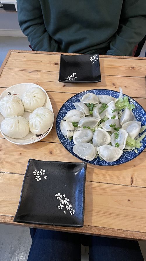 Steamed buns and steamed dumplings   at Uncle Wang Dumplings in The Hague
