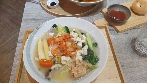Kimchi noodle soup at 納涼三說蔬苑坊~板橋店 in New Taipei City