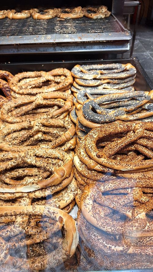  at Polen in București