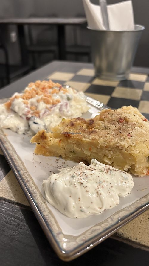 Omelette and tuna salad  at Vegan Rock in Sevilla