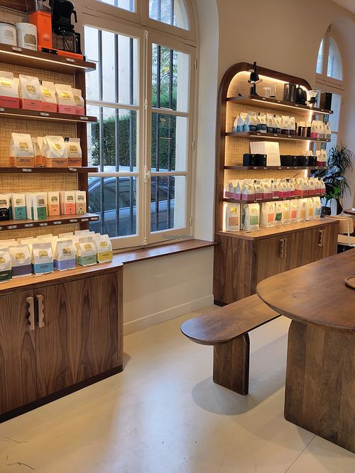 Eat-in space at Terres de Café - Beaumarchais in Paris