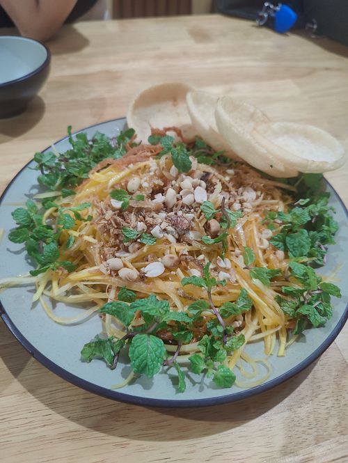 mango papaya salad at Quán ăn chay Hỷ Lạc - Hy Lac vegan in đà Nẵng