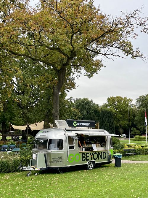 Lovely foodtruck  at Foodtruck Outside Museum Voorlinden in Wassenaar