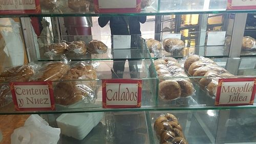 breads at De Nobles in Bogota