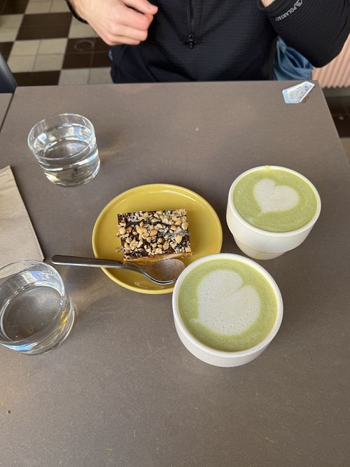 Snicker bar and matcha  at Lykke Nytorget in Stockholms Län