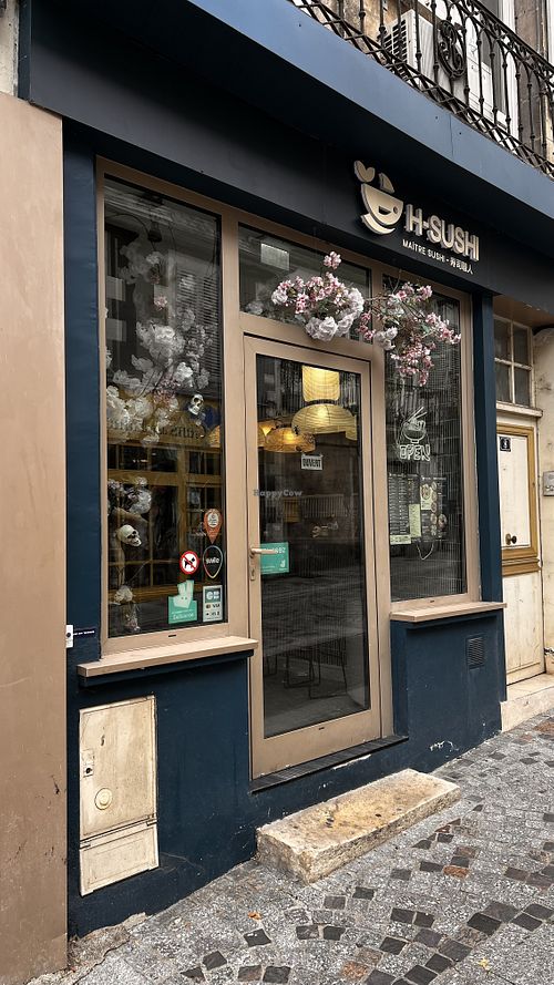 Shop front   at H-Sushi in Bourgogne-franche-comté
