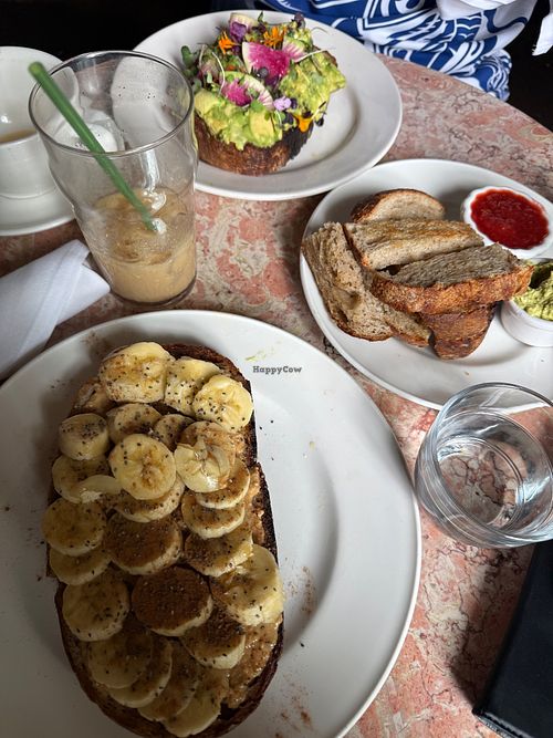  at Fellows Cafe in Roswell