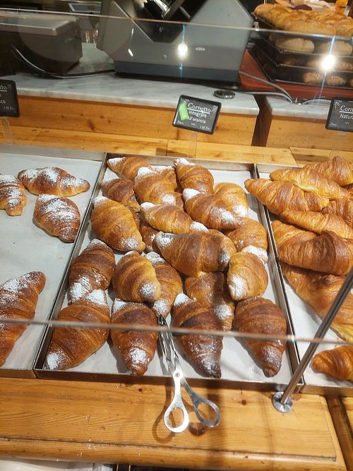 Croissant complet à l'orange at SAPORI D'ITALIA in Genève