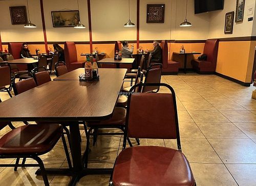 Seating at Flavors of Mae Kong Thai Restaurant in El Paso