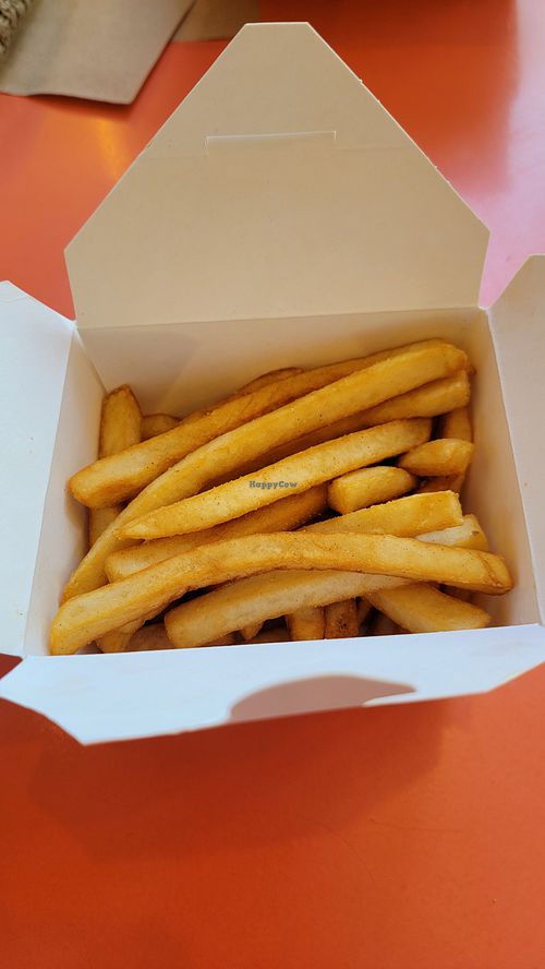 Fries at Kong Dog in Chicago