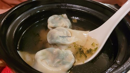 Wonton soup at Zhishen Vegetarian Onigiri - 智深志固 台湾おにぎり in Ito