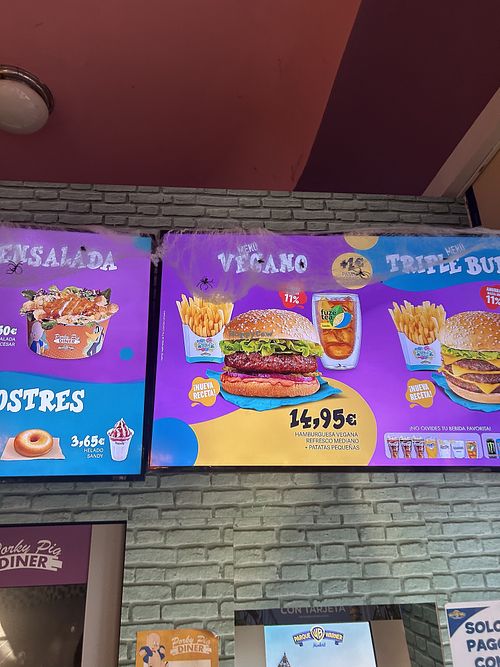 Menüauswahl  at Porky Pig Diner in Comunidad De Madrid