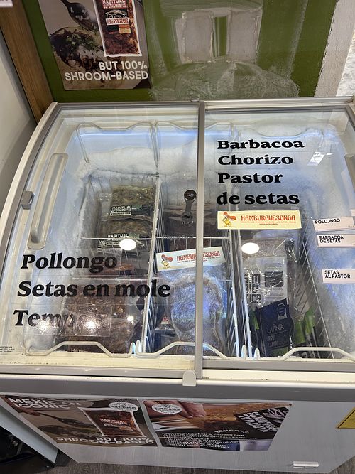 Vegan mushroom meats  at Simbiosis - Alianzas de Mutuo Beneficio in Guanajuato