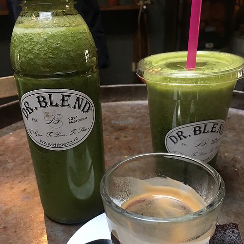 green smoothies at Dr. Blend in Amsterdam