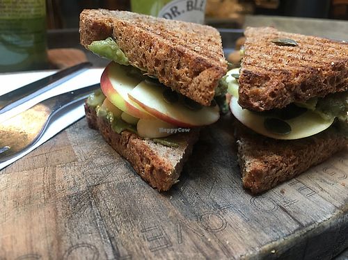 spelt bread with apple, avocado and seeds at Dr. Blend in Amsterdam