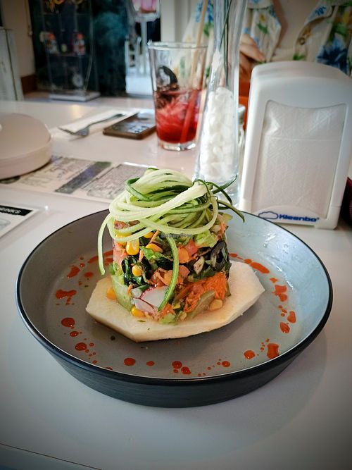 Little Mermaid 🧜🏻‍♀️ at El Buzo Seafood and Beer in Sonora