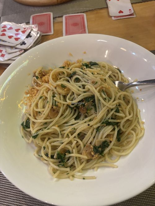 Spaghetti aolio topped with garlic   at Papa's BBQ Restaurant in Quảng Ninh
