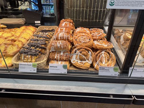 Clearly labeled options.  at Kamps Bäckerei in Berlin