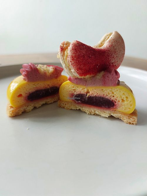  at Luna creations in Ghent