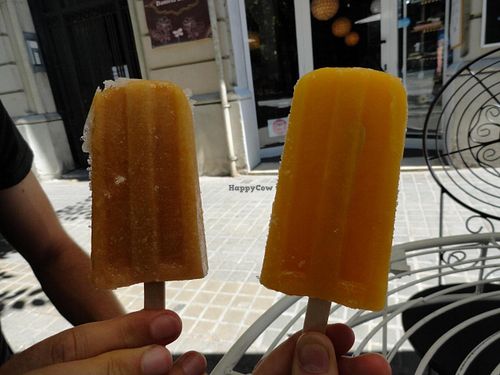 Vegan ice lolly at Daniela Bakery in Barcelona