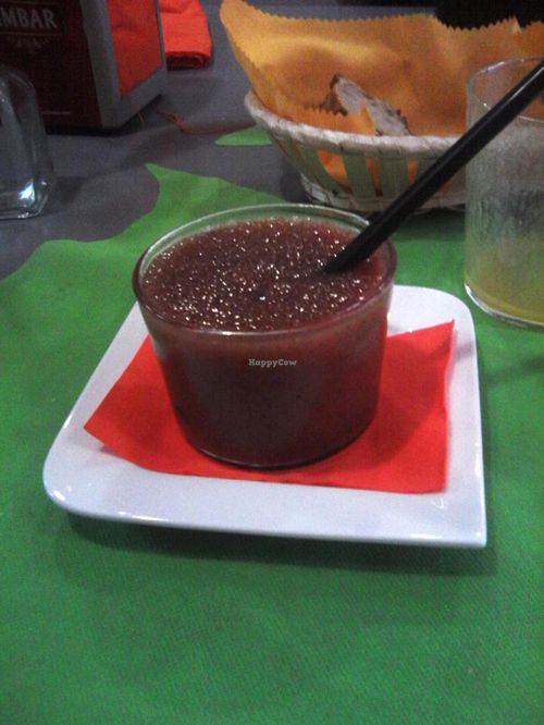 granizado de sandia y hierbabuena biológicas con ron de comercio justo at El Plato Reberde in Zaragoza