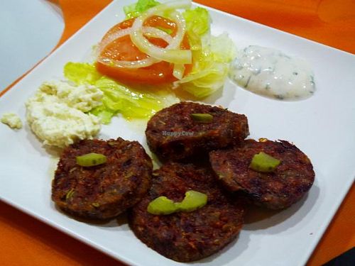 Buckwheat burgers at El Plato Reberde in Zaragoza
