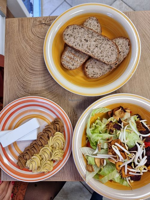 Plates to share at VegOut Breakfast & Brunch in Budapest